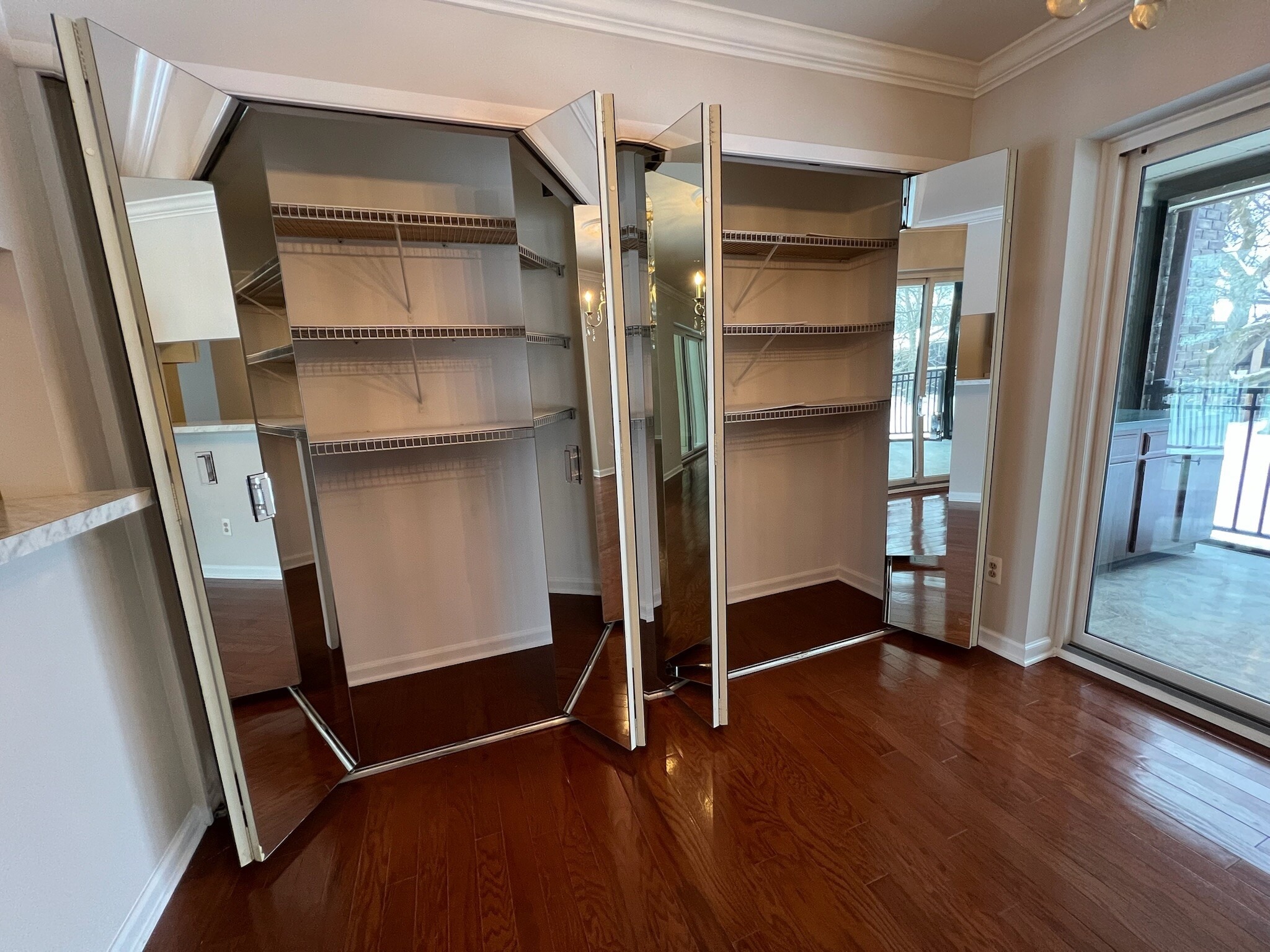 Building Photo - 18411 University Park Dr