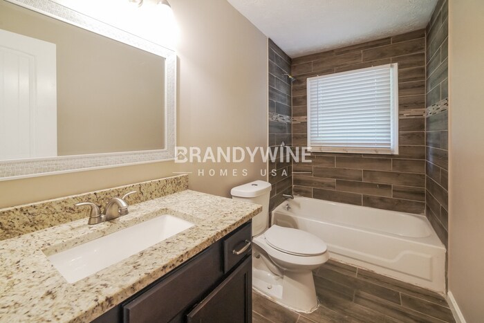 Building Photo - 1066 Basswood Ct
