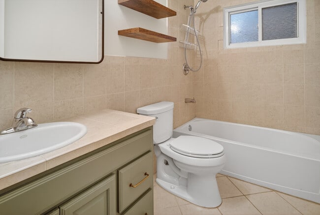 Building Photo - 8516 Halprin Dr