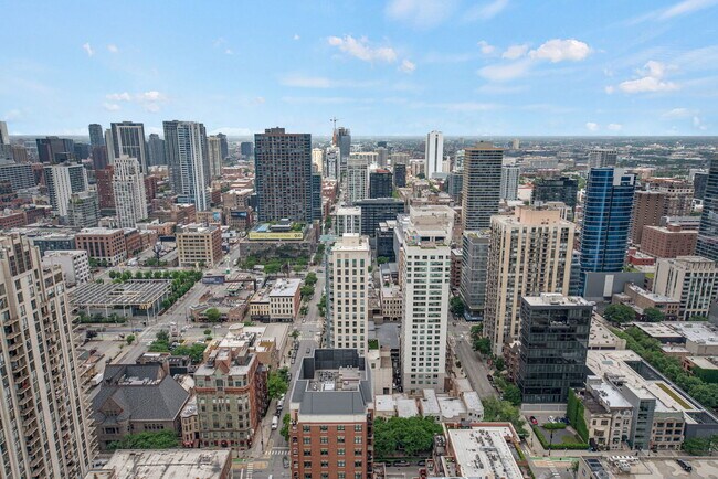 Building Photo - 2 E Erie St