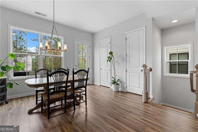 Building Photo - 4391 Gillon Cir SE