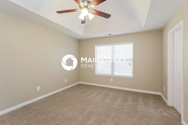 Building Photo - 4 Bedroom Pet-Friendly Home in Powder Springs, GA with Main Street Renewal