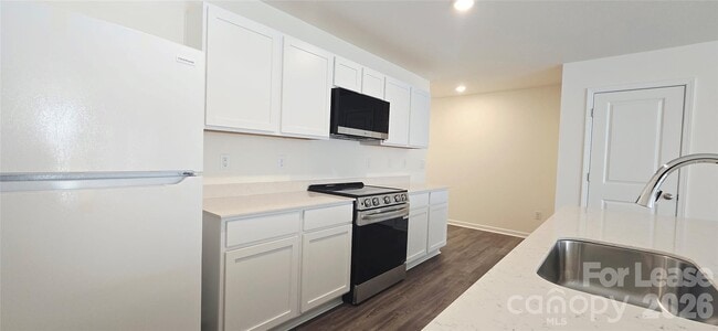 Building Photo - 1931 Tranquility Cir