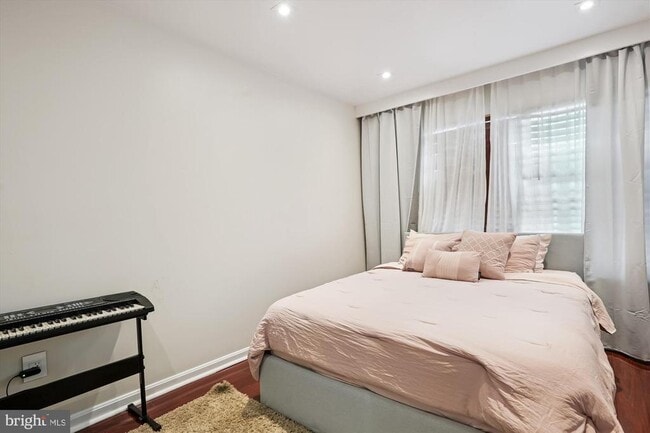 Building Photo - 7410 Langholm Way