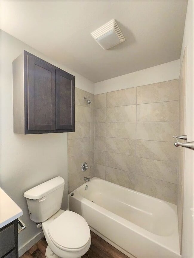 Building Photo - New 3 Bed 2 Bath Duplexes SW 40th & Shields Blvd