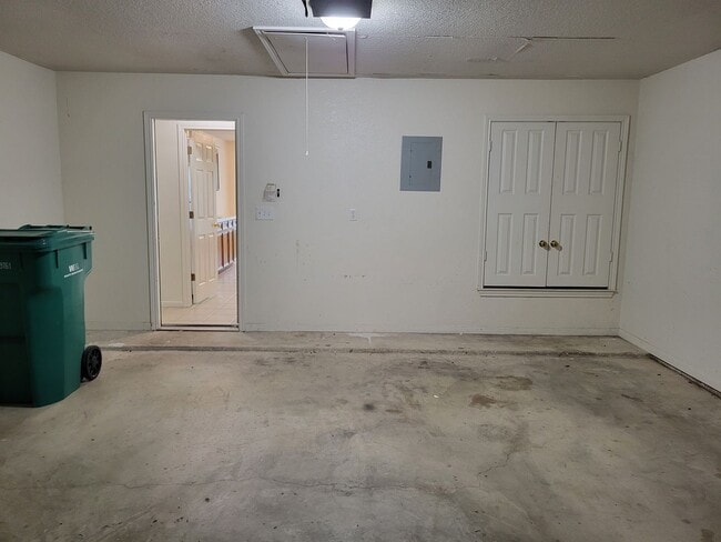 Building Photo - Newly Remodeled 4 BR 2 Bath Next to Harker Heights Community Park!