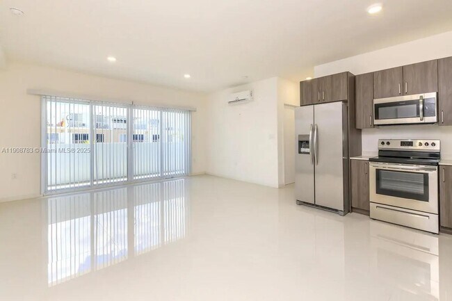 Primary Photo - 25850 SW 140th Ct