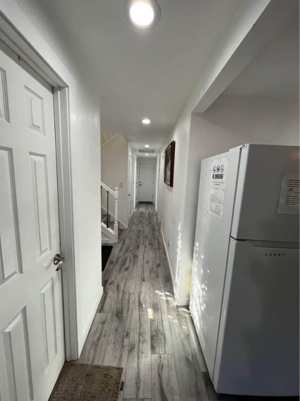 Building Photo - 2112 164th Ave NE