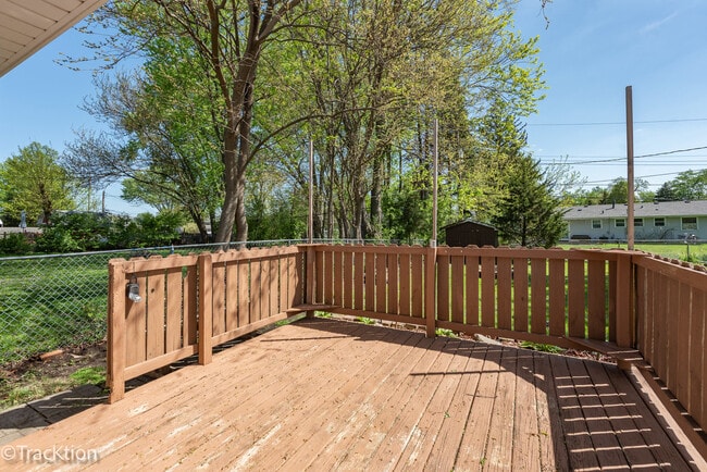 Building Photo - 146 Mohawk Dr