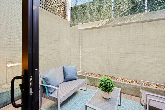 Building Photo - 2140 Wisconsin Ave NW