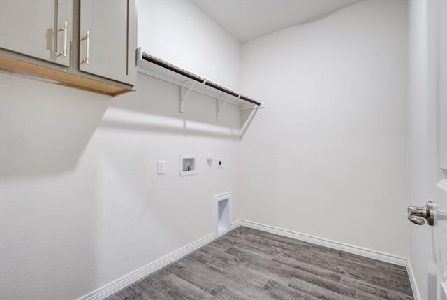 Building Photo - 11120 Canyon Oak St