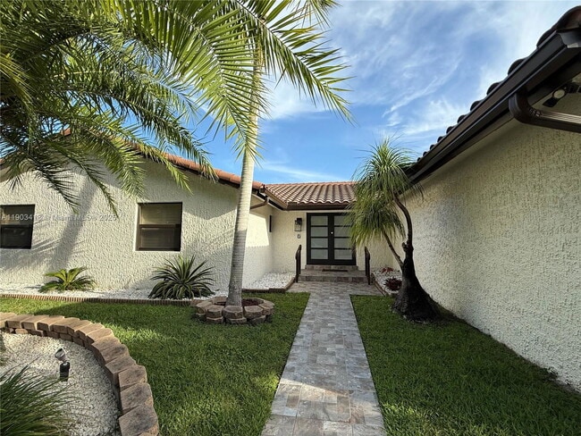 Building Photo - 12030 SW 92nd St