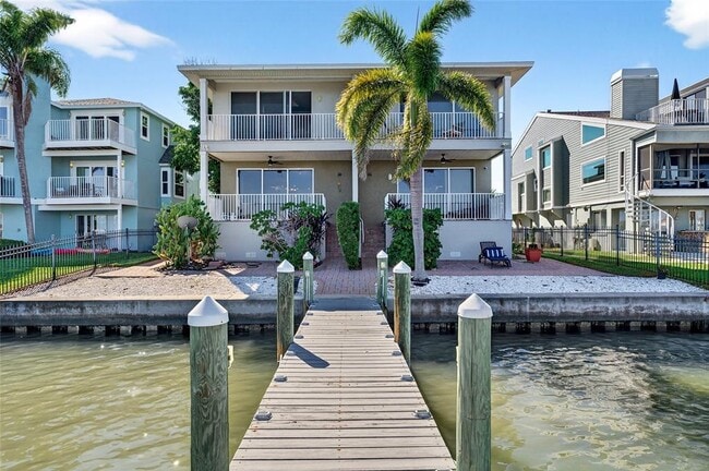 Building Photo - 2509 Bay Blvd