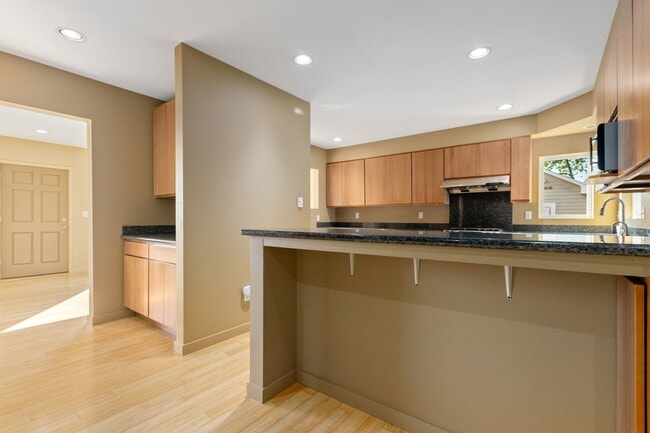 Building Photo - Big Brilliant Greenwood Home: 87th and Linden