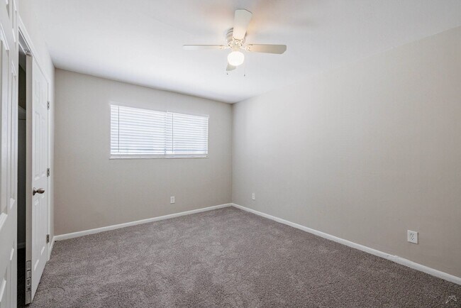 Building Photo - Elite Plus 2 Bedroom Apartments in Atlanta, GA | Fully Renovated 750 Sq Ft Floor Plan at Monteleo...