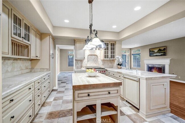 Building Photo - 25711 Wood Brook Rd