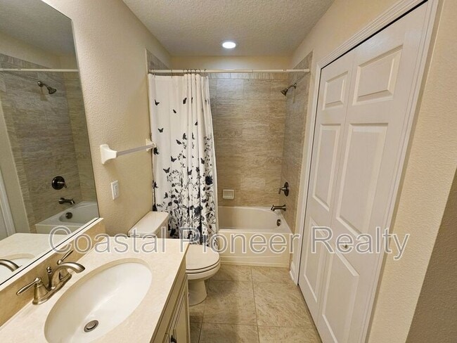 Building Photo - 11541 Crowned Sparrow Ln