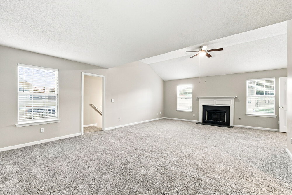 Building Photo - 255 Hillside Oak Ln