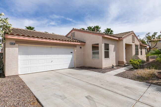 Building Photo - Silverado Ranch 3 bedroom home completely remodeled interior ready for immediate move in!