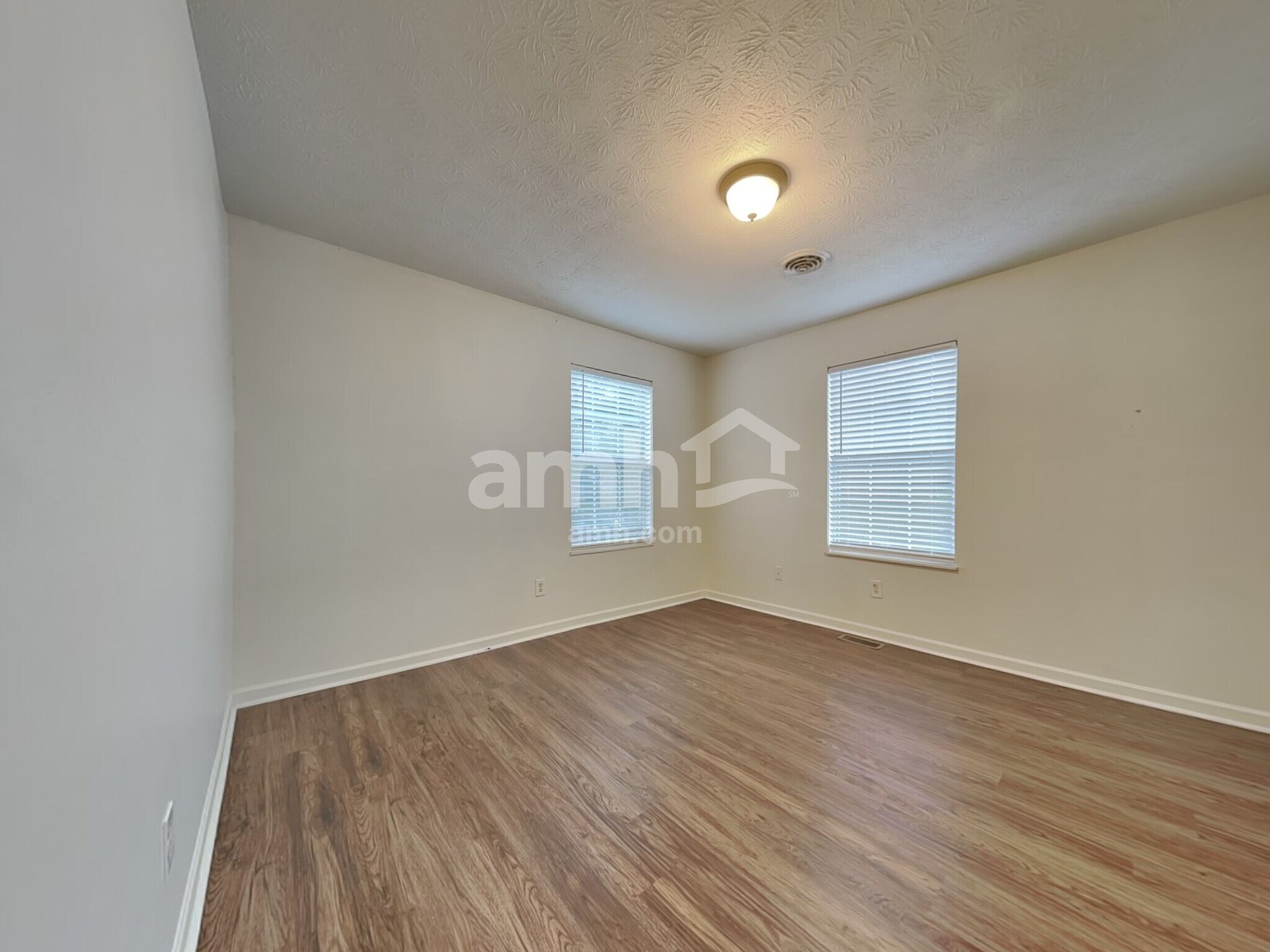 Building Photo - 4747 Cabbage Ln