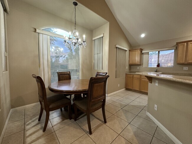 Building Photo - 2596 Mizzoni Cir