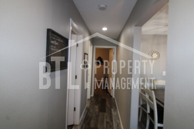 Building Photo - Beautifully Furnished 3 Bedroom Condo in Branson!