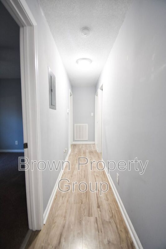 Building Photo - 4715 Beaufort Dr