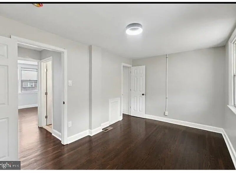 Building Photo - 4034 Lawndale St
