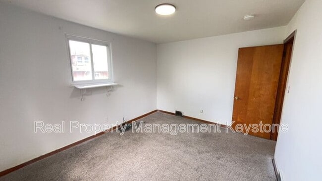 Building Photo - 2509 Farkas Pl
