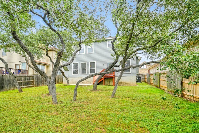 Building Photo - 137 Red Hawk Ridge