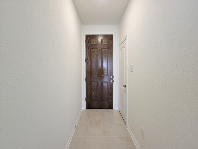 Building Photo - 2809 Cordova Hl Dr