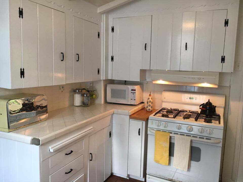 Kitchen - 1120 E Santa Clara St