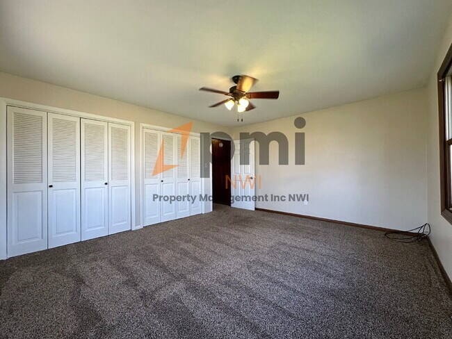 Building Photo - 202 E 250 S