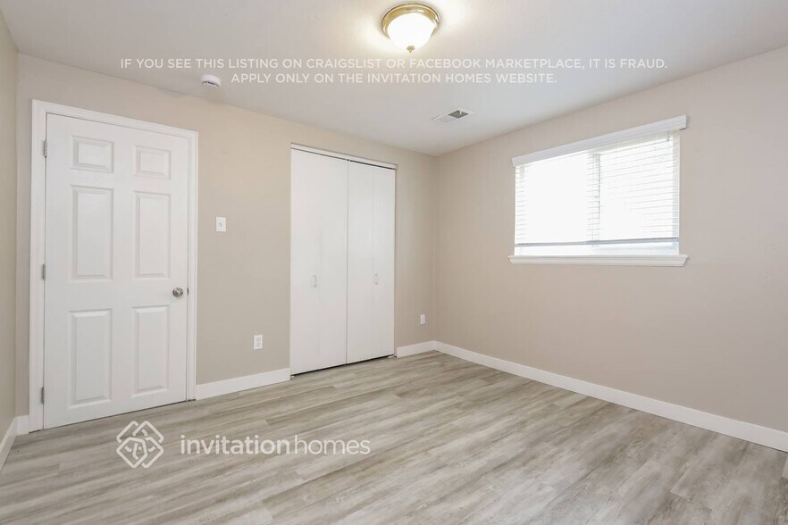 Building Photo - 11768 Delaware Ct