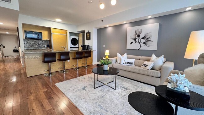 Building Photo - 1830 S Ocean Dr