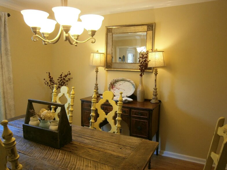 Building Photo - 3522 Wood Bridge Dr