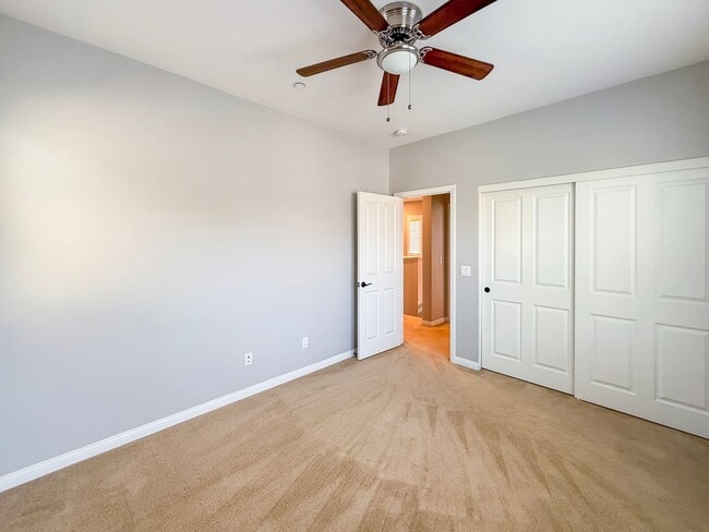 Building Photo - Spacious 4BR/3BA Home in Ocean View Hills