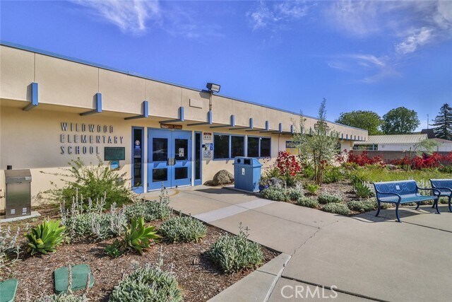 Building Photo - 2685 Velarde Dr