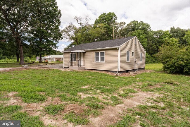 Building Photo - 11700 San Domingo Rd