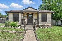 Building Photo - 4409 Fairfax St