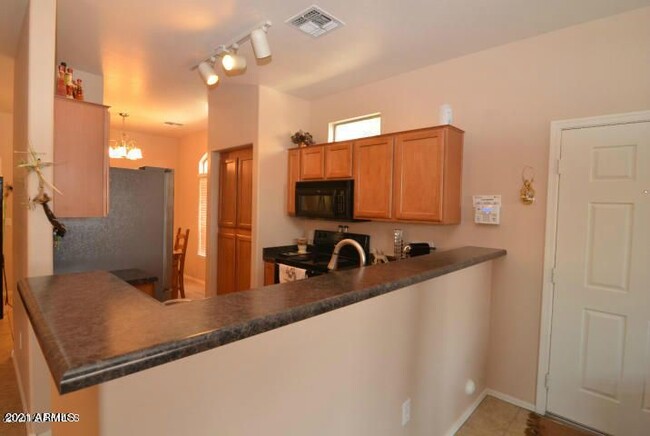Building Photo - 17365 N Cave Creek Rd