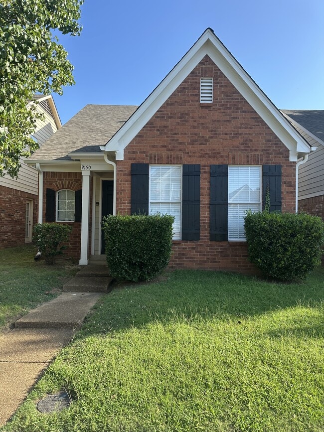 Primary Photo - 9150 Cinderhill Cove E