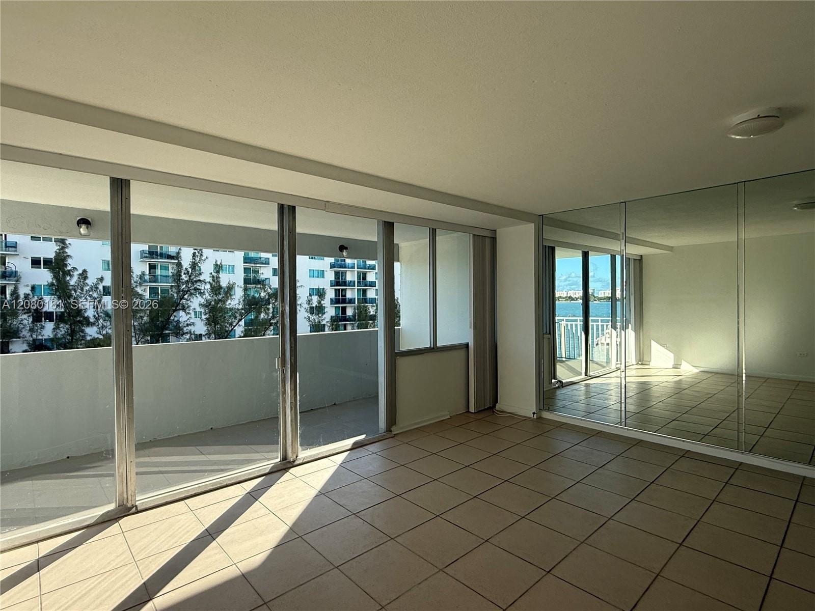 Building Photo - 7545 E Treasure Dr