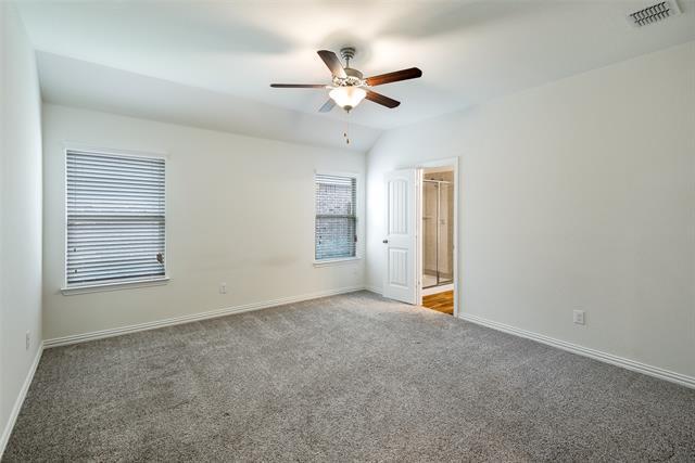 Building Photo - 913 Rosewood St