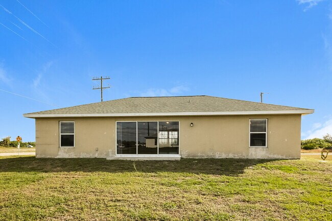 Building Photo - 3100 22nd St SW