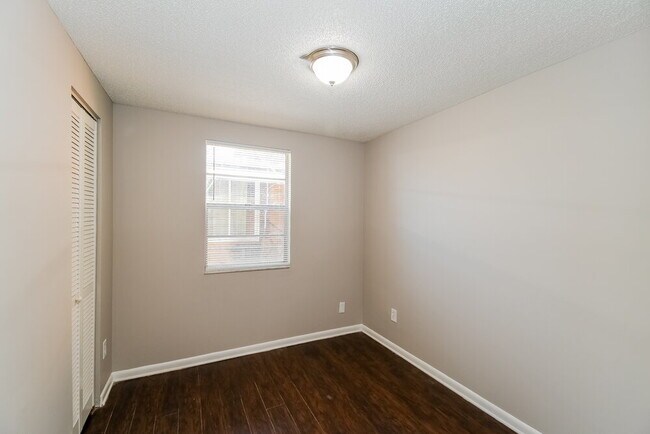 Building Photo - 7651 McCowan Dr