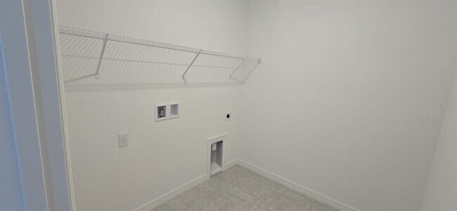 Building Photo - 1848 Shadow Box Bnd