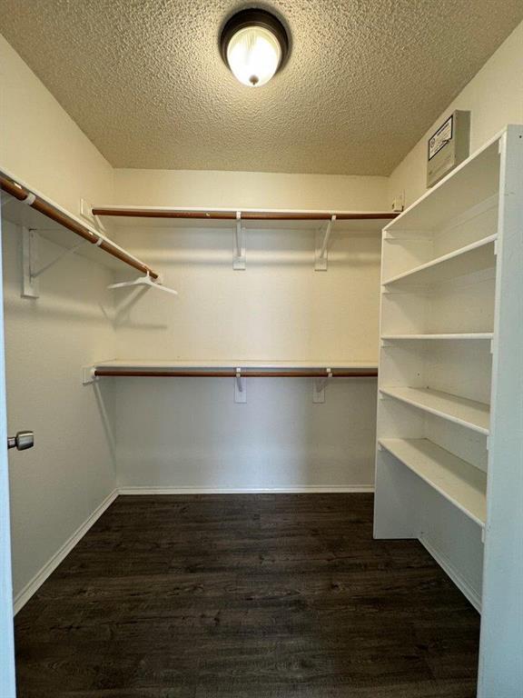 Building Photo - 1407 Ashley Dr