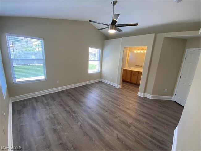 Building Photo - 824 Sparkle Ray Ave