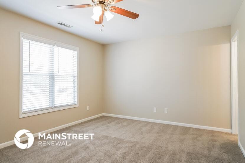 Building Photo - 5436 Advantis Dr